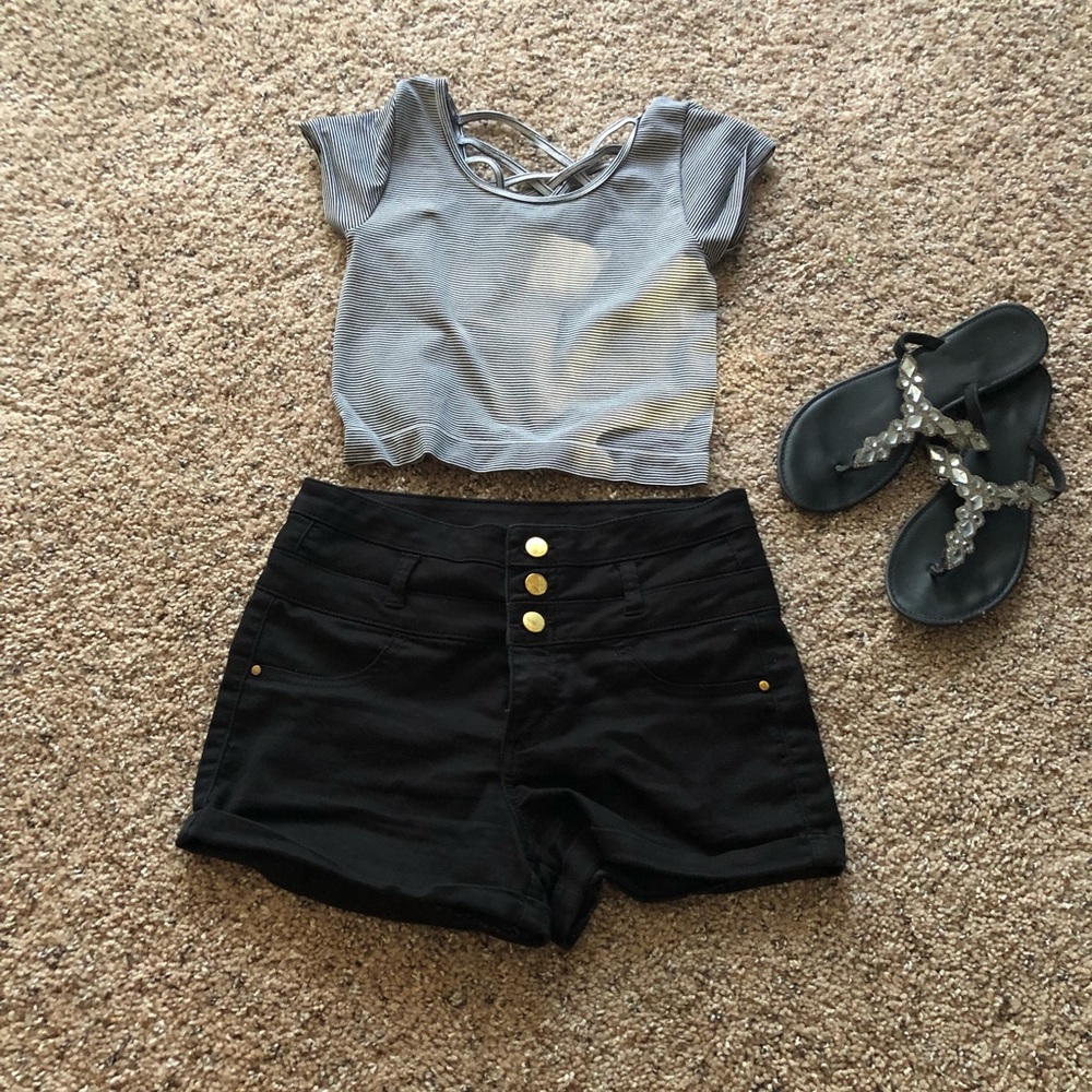 Refuge brand high waisted shorts